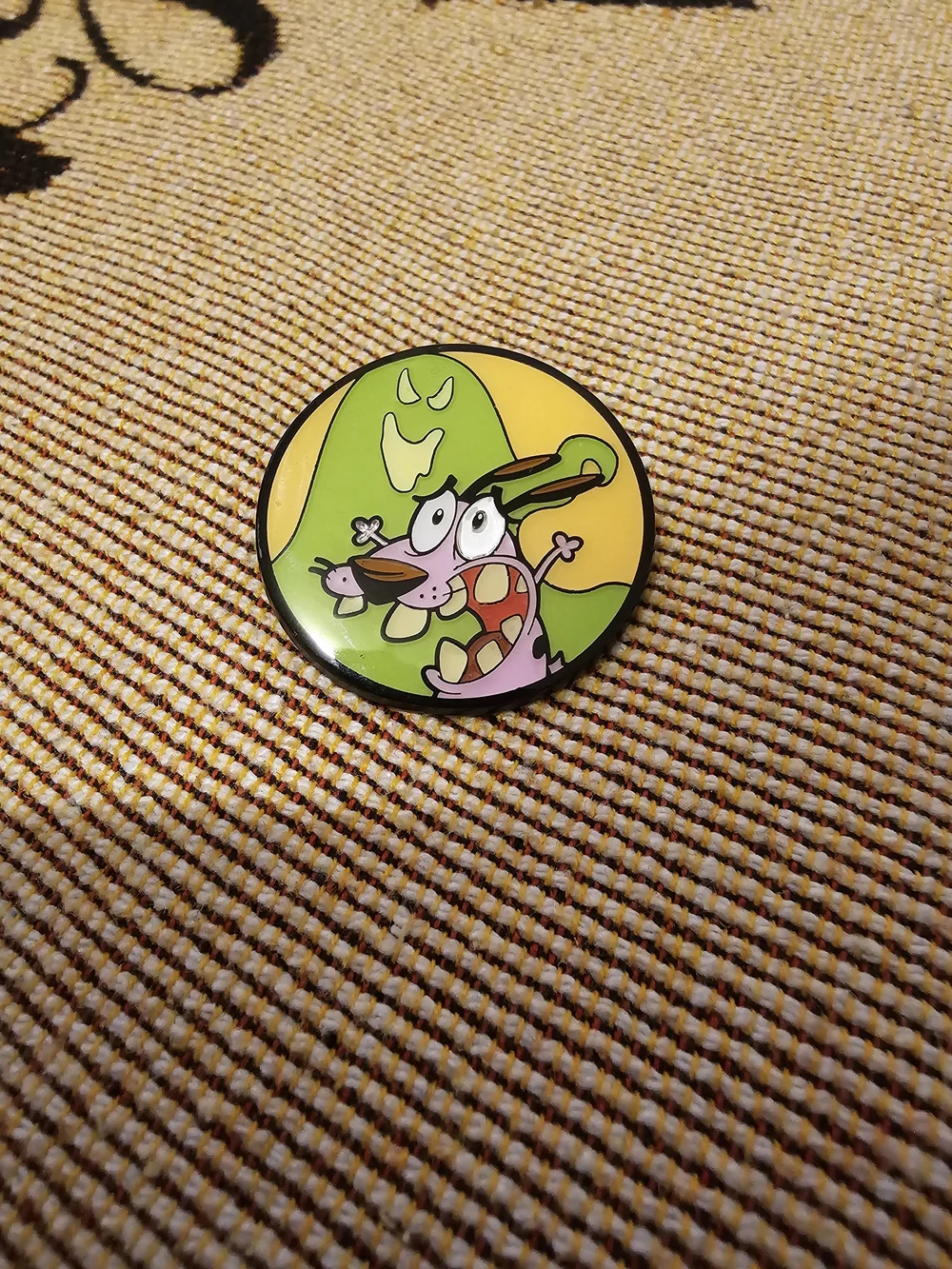 Courage the Cowardly Dog Ghost Glow-in-the-dark Enamel Pin